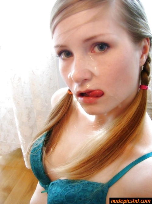 Braids Teen Selfie