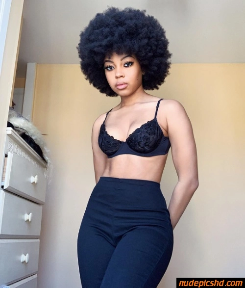 Cleopatra Lee