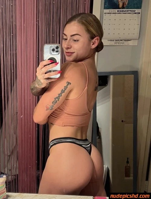 Cute Booty [F]