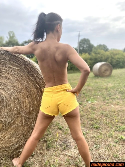 Does Yellow Suit Me