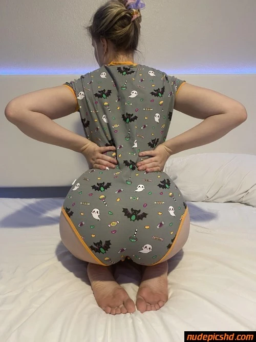 [F]Eeling Cheeky And Spooky