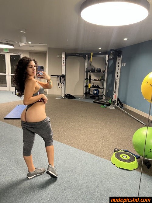 Wanna Workout With Me