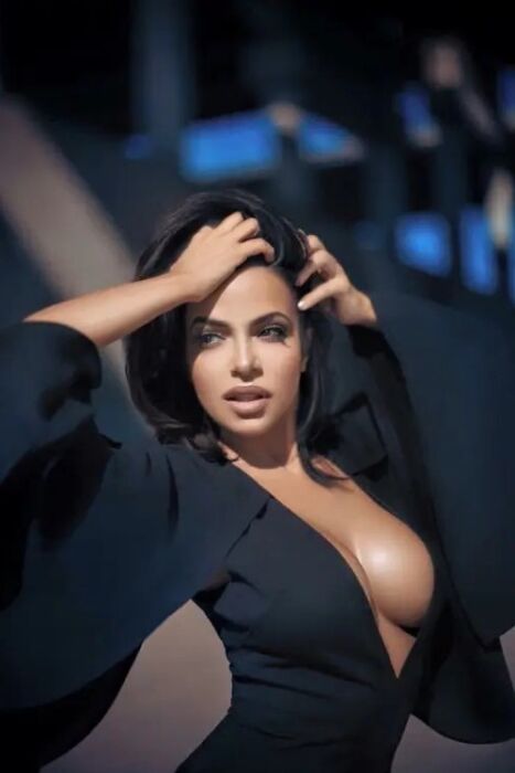 Hot Cuban Celebrity Large Breasts