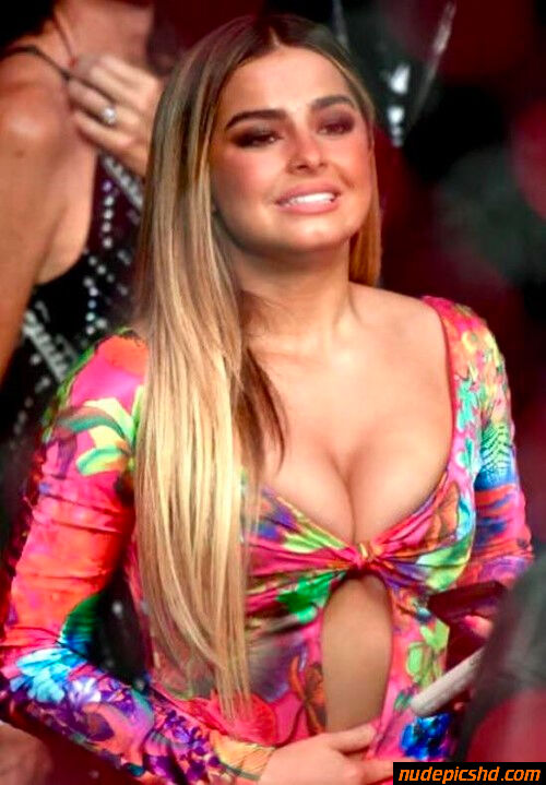 Addison Rae Absolutely Gorgeous Body