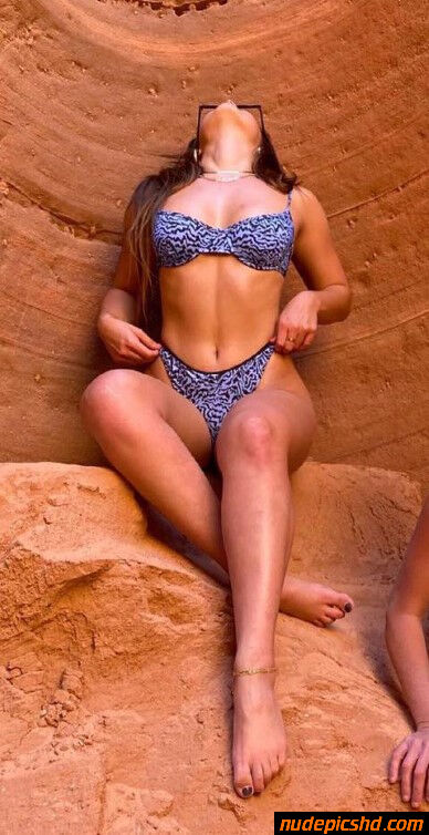 Addison Rae Her Body Is Insane