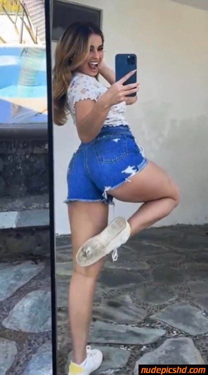 Addison Rae Sexy Shorts