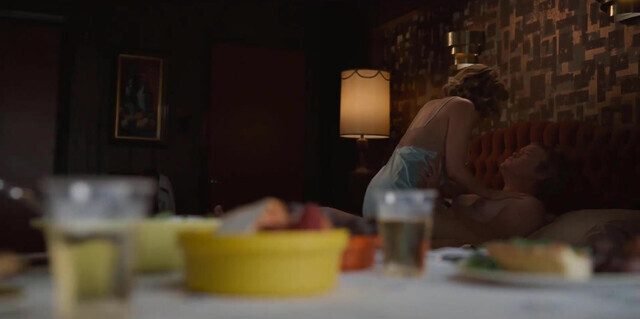 Elizabeth Olsen nude - Love & Death s01e01-05 (2023)