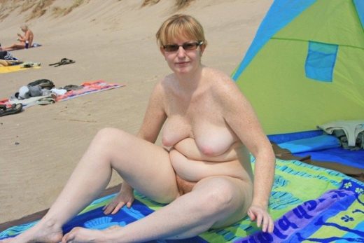 Voyeur Beach Bikini Candid Mature Panties